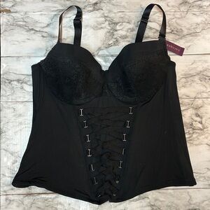 Cacique | NWT women’s size 18/20 Corset Top black with lace bra cups